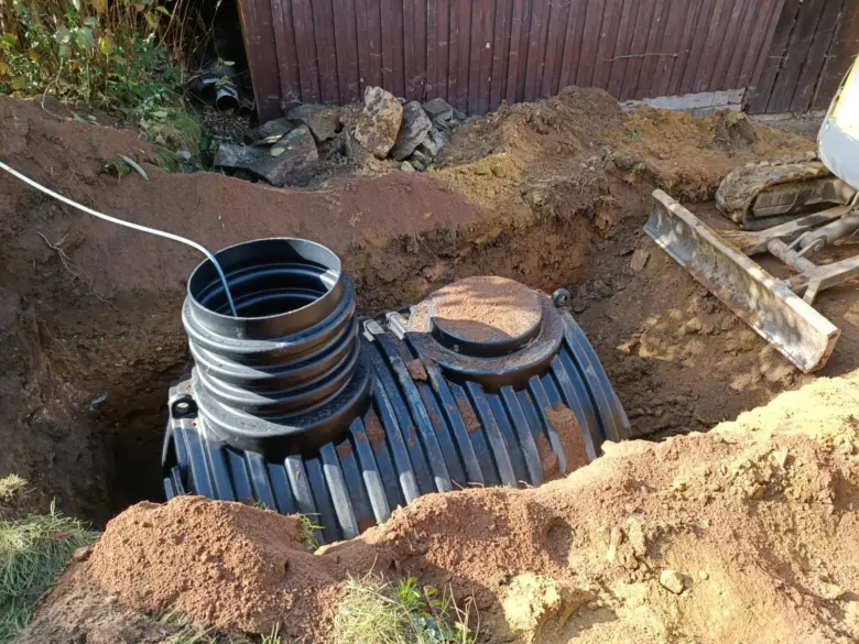 Instalace zásobníku dešťové vody pod zemí