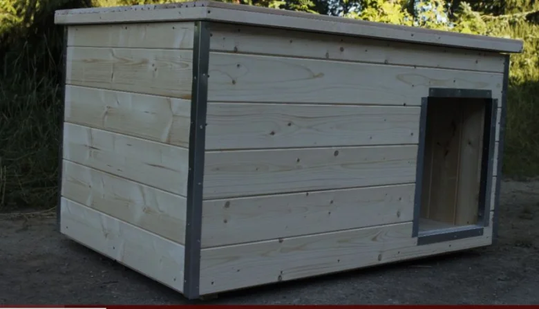Dřevěný pesní domek pro chov a péči o plemeno.