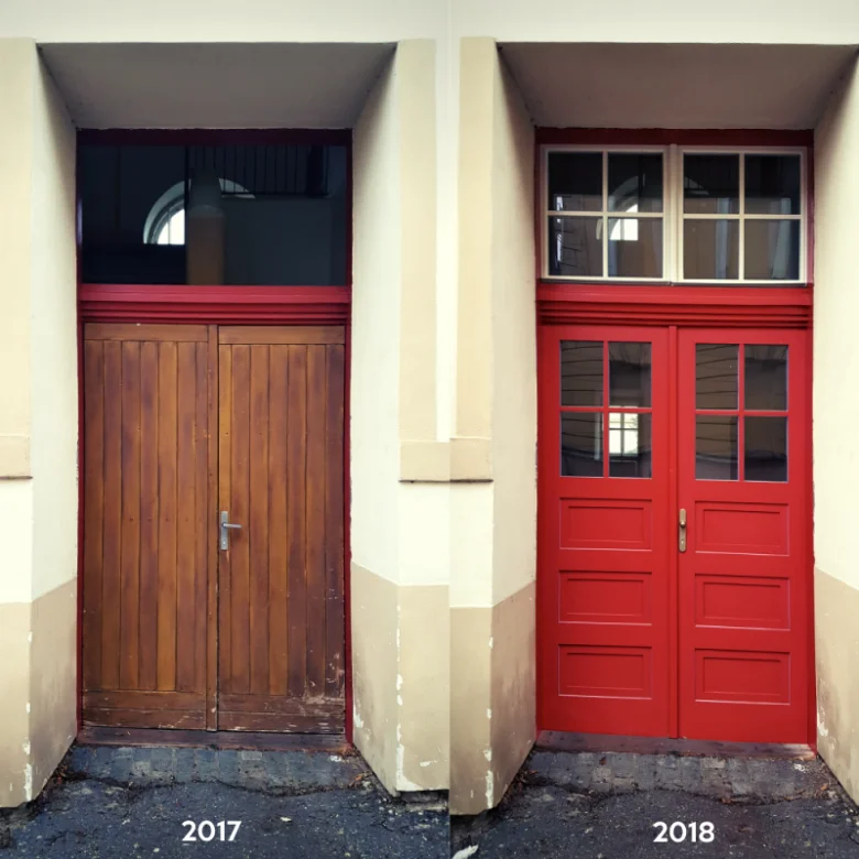 Před a po renovaci dřevěných dveří s okny