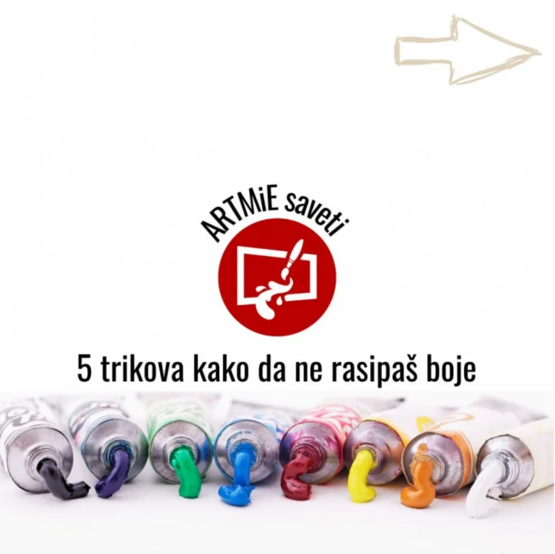 Řada barevných tubů s barvou na bílém pozadí.